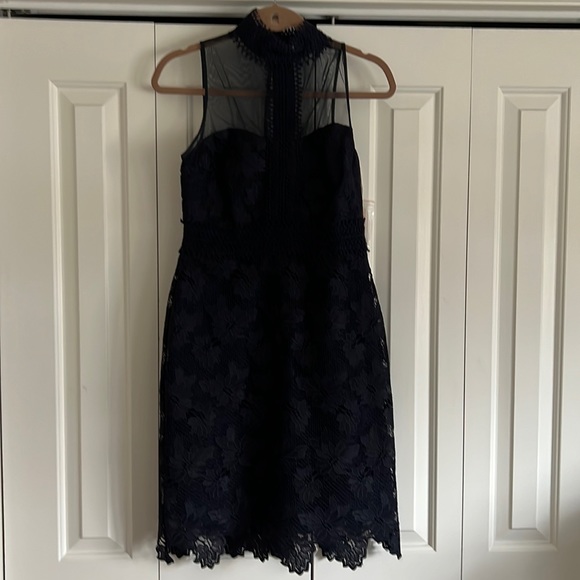 Nanette Lepore Dresses & Skirts - Beautiful scalloped navy Nanette Lenore dress-size 4